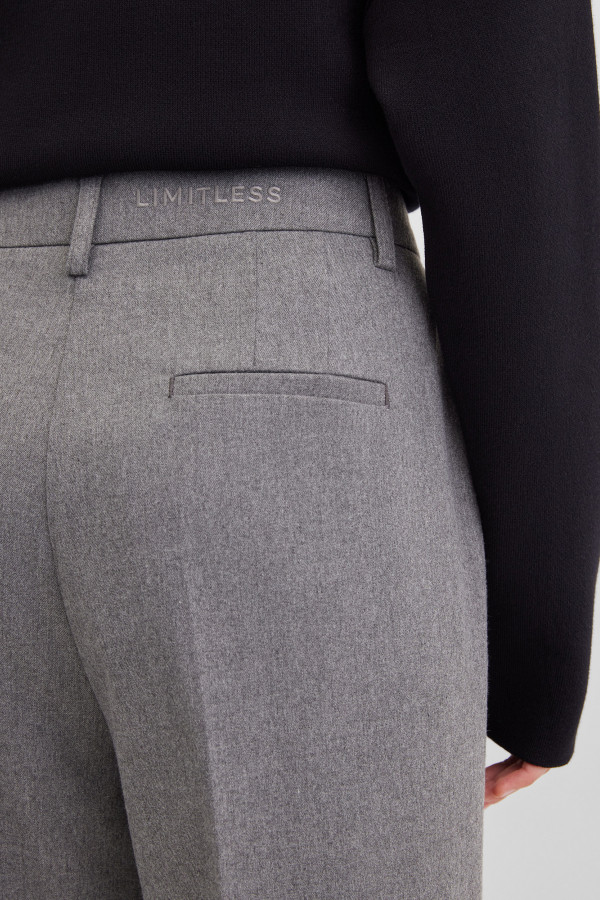 Брюки прямого кроя