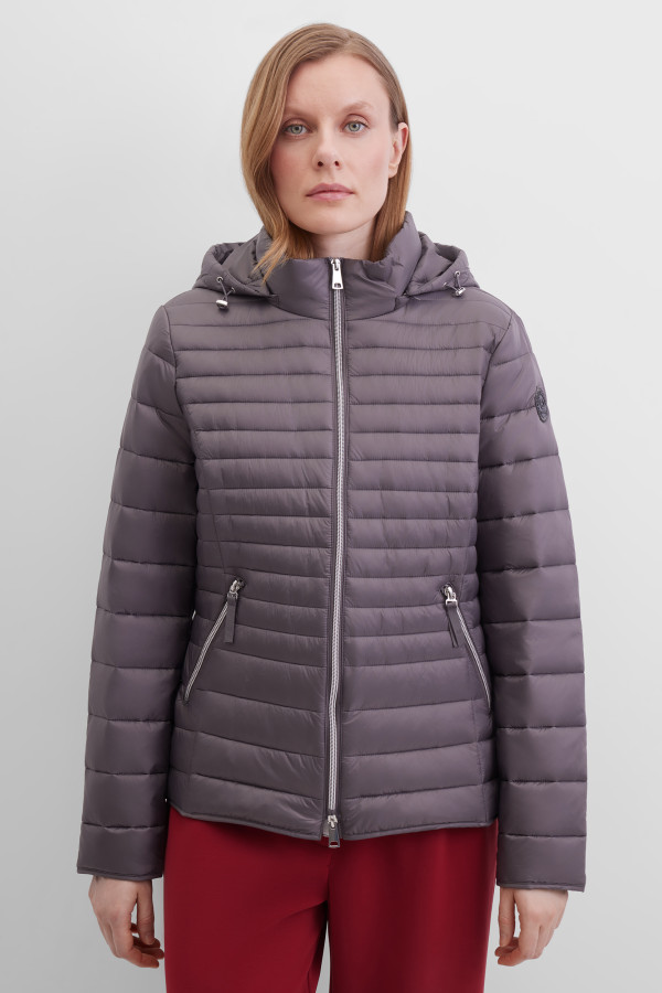 Куртка утепленная с капюшоном