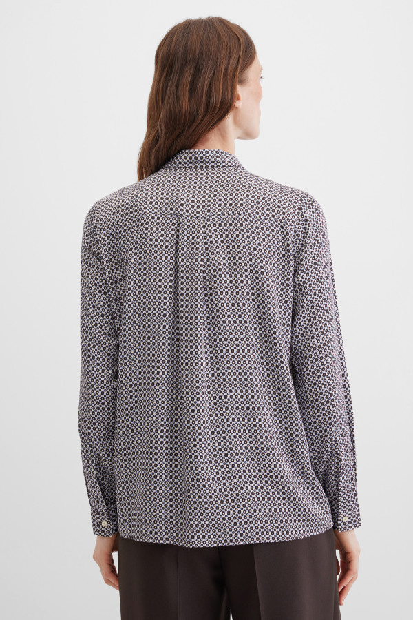 Блузка с длинным рукавом