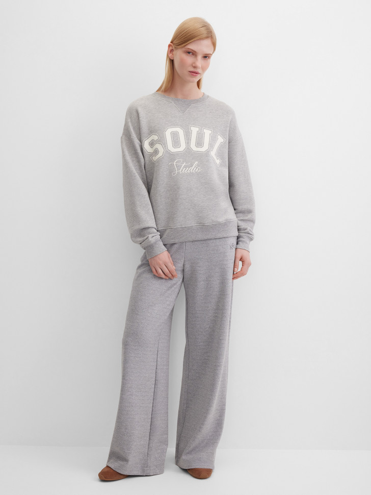 Свитшот укороченный