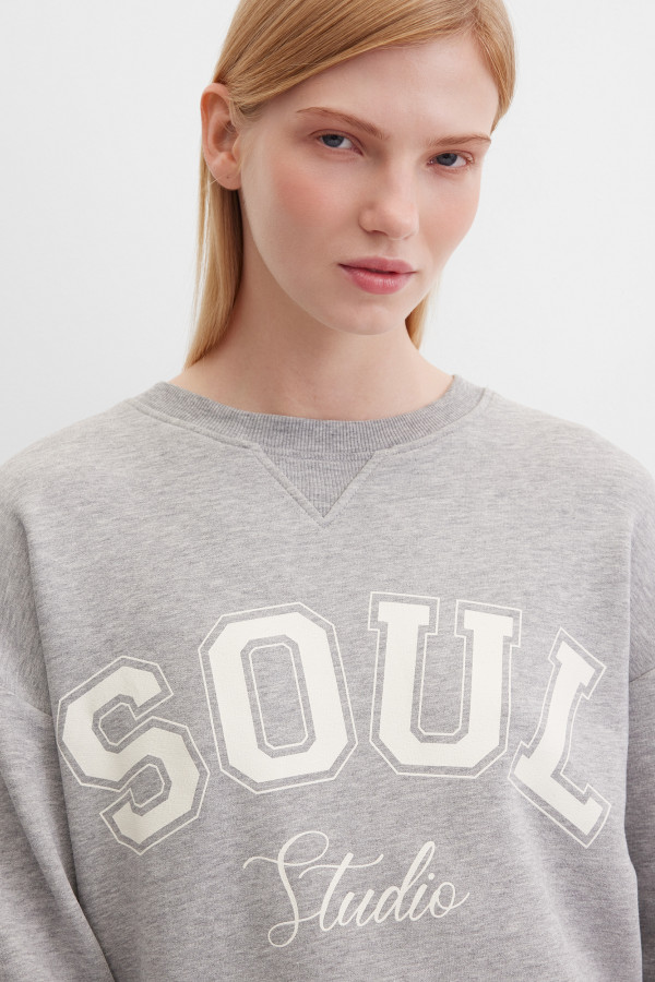 Свитшот укороченный