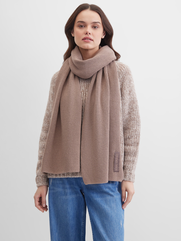 Шарф вязаный