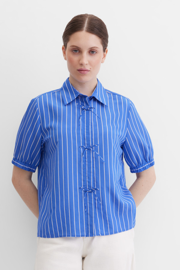 Блузка с коротким рукавом