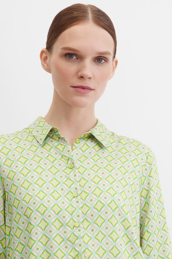 Блузка с геометричным принтом