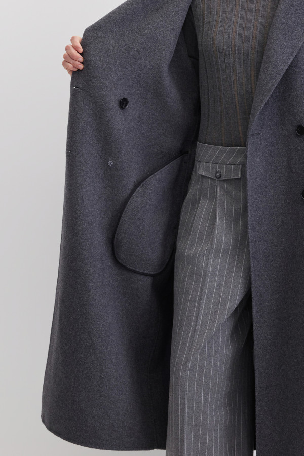 Пальто из шерсти