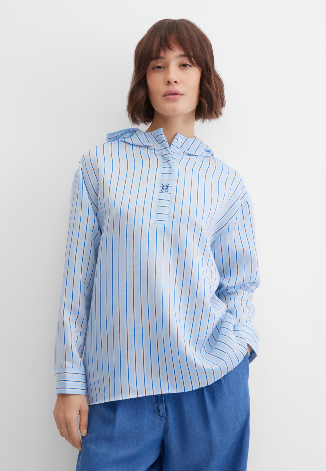 Блузка с длинным рукавом