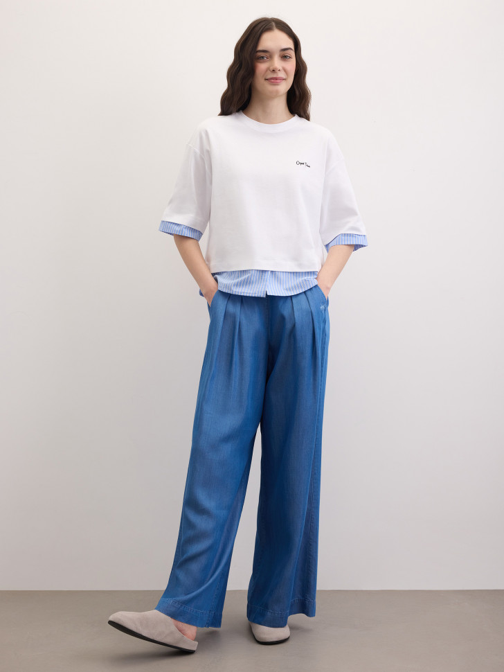 Футболка с рисунком на спине