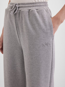 Брюки трикотажные