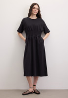 Платье миди на резинке