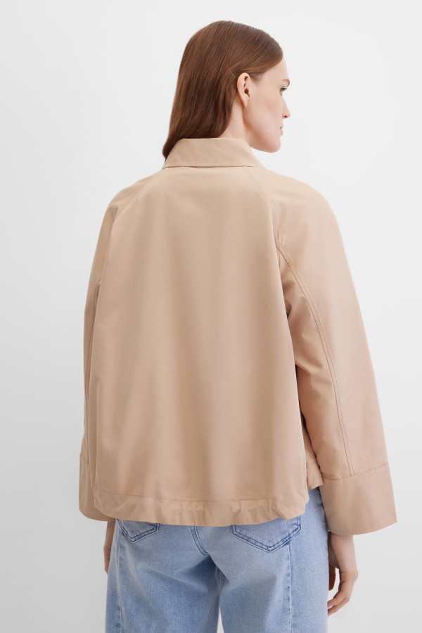 Куртка-ветровка на пуговицах