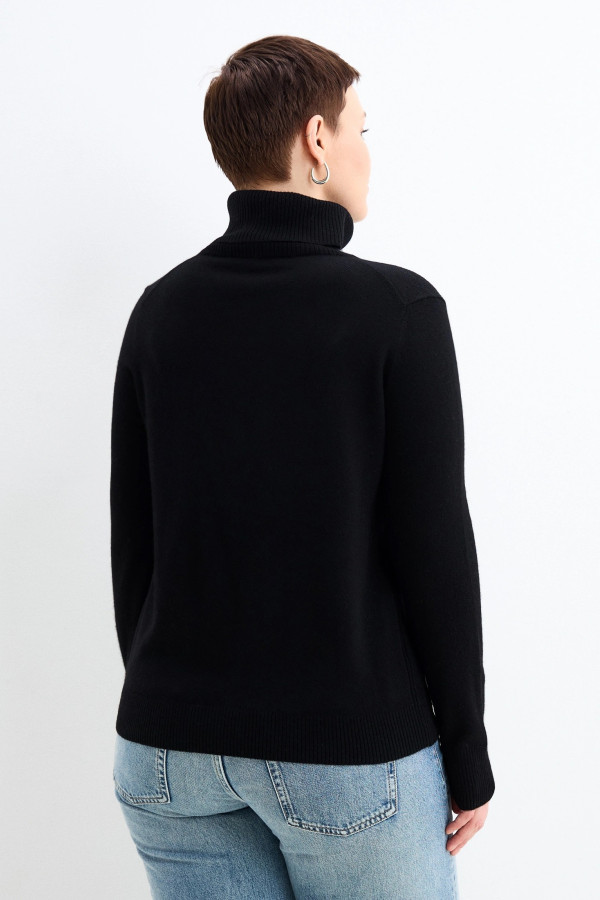 Водолазка прямого кроя