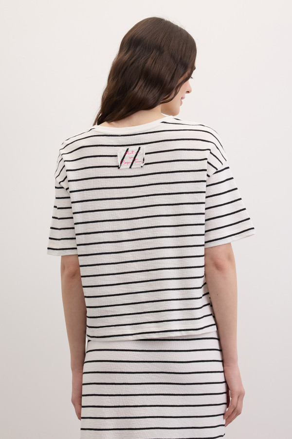 Футболка в полоску