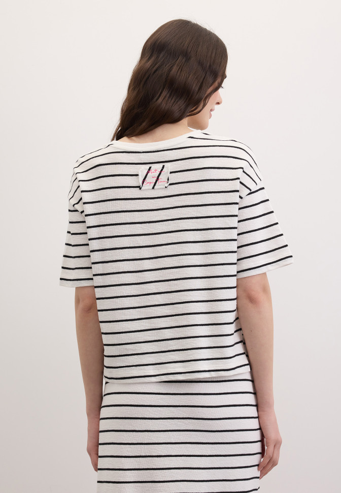 Футболка в полоску