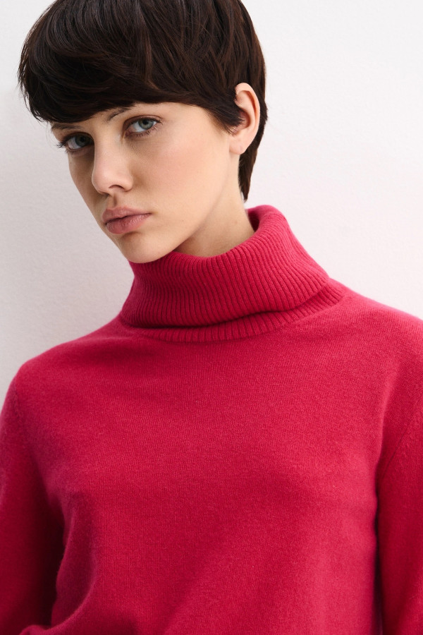 Водолазка прямого кроя