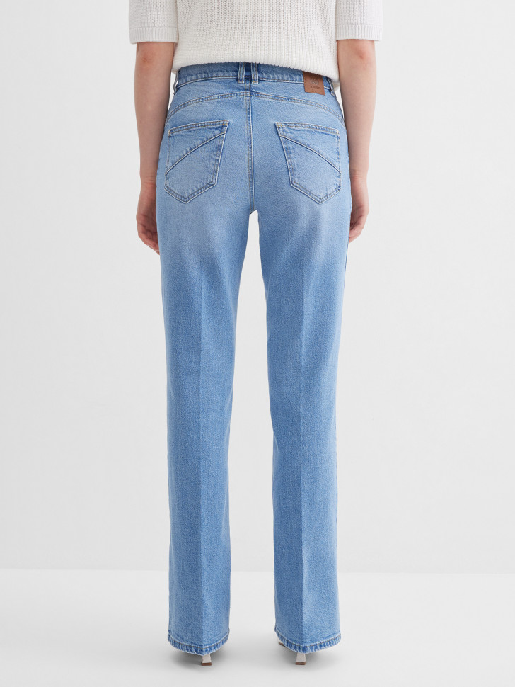 Джинсы расклешенные