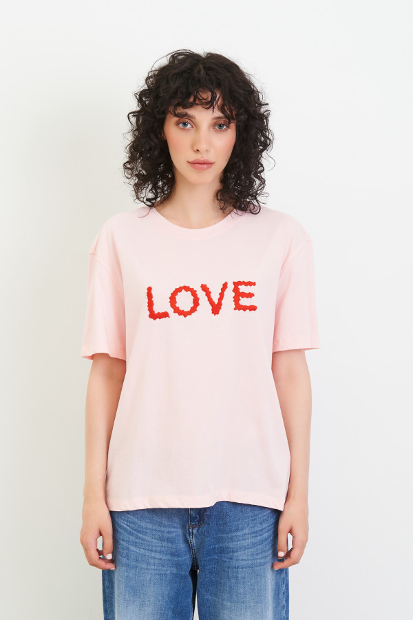 Футболка с принтом LOVE