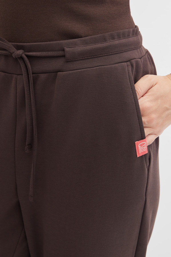Джоггеры с подворотами