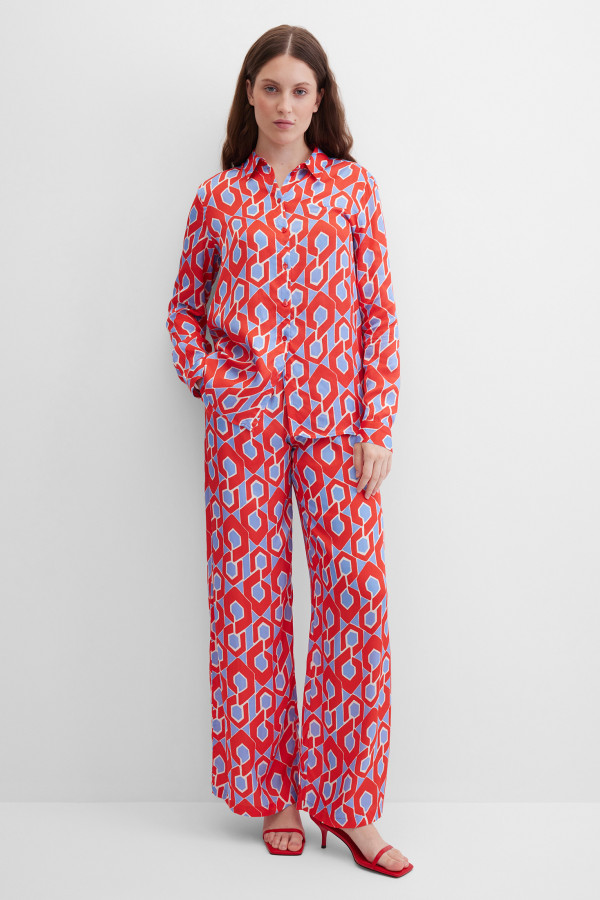 Блузка с длинным рукавом