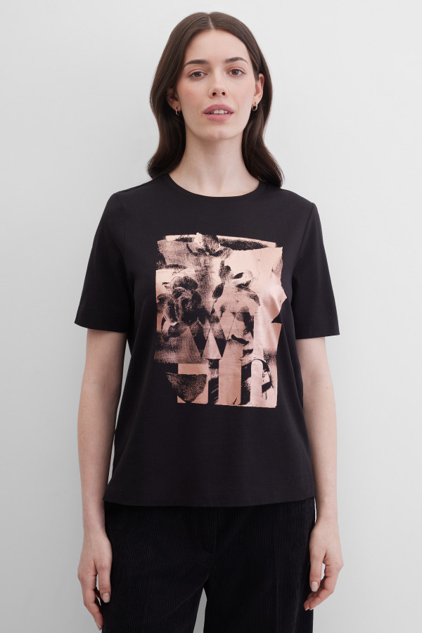 Лонгслив с абстрактным принтом