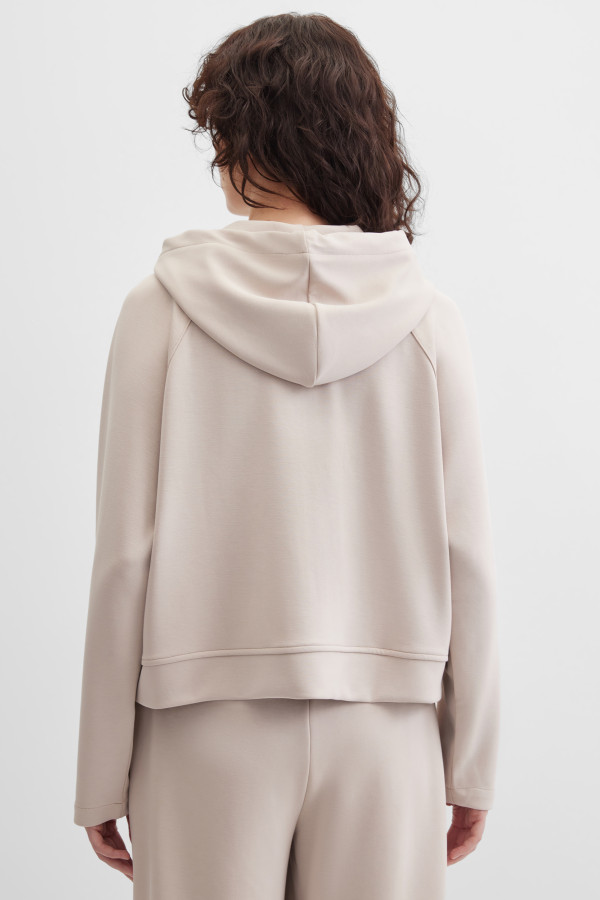 Толстовка с капюшоном