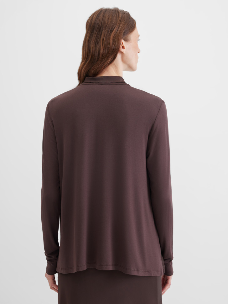 Блузка с бантом