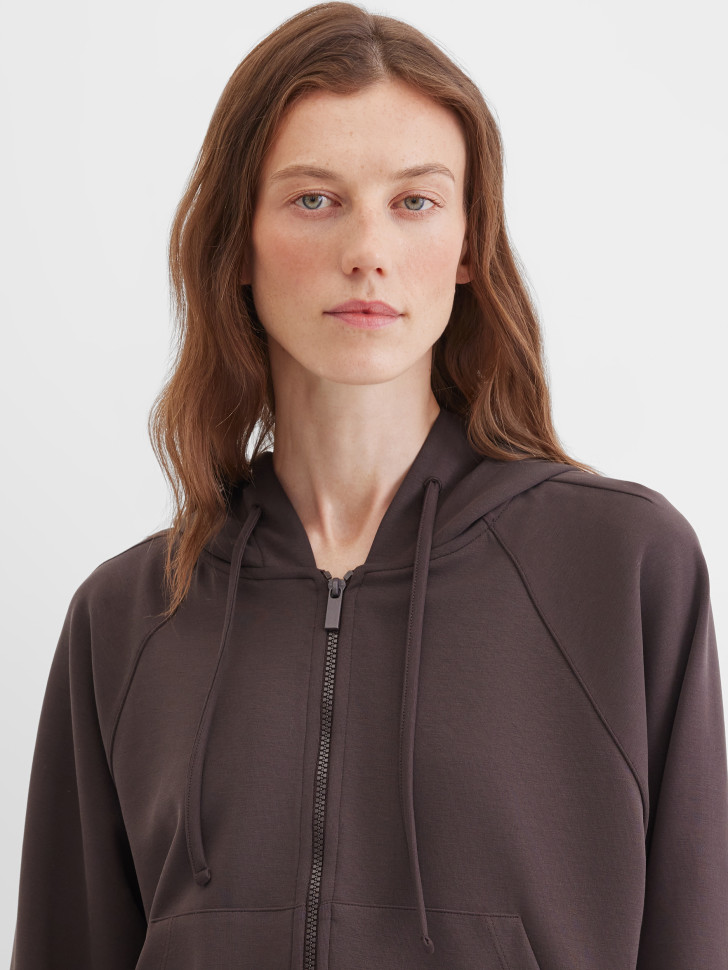 Толстовка с капюшоном