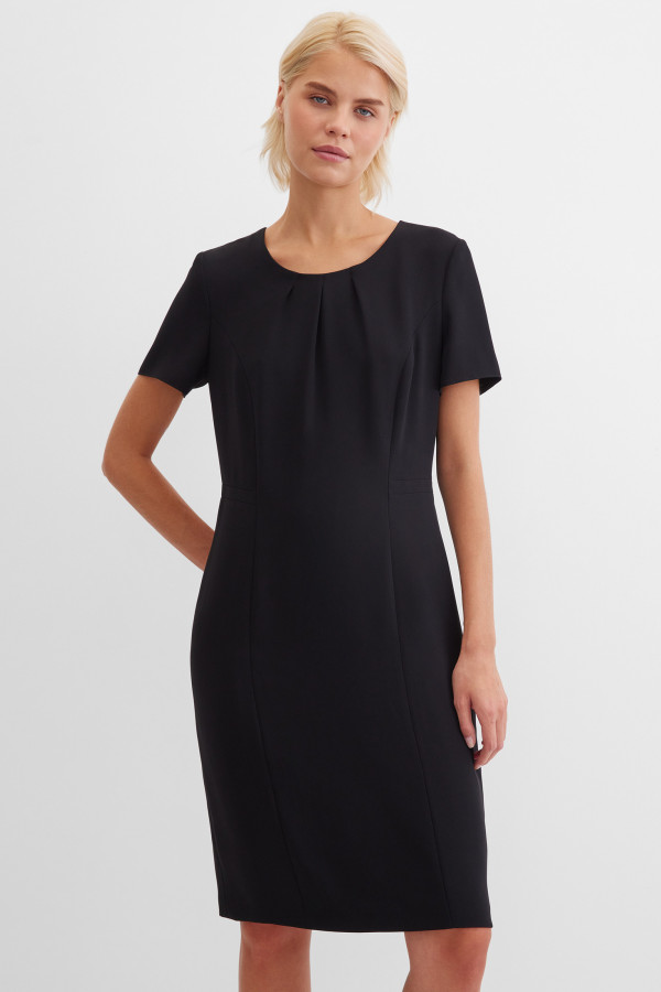 Платье приталенное