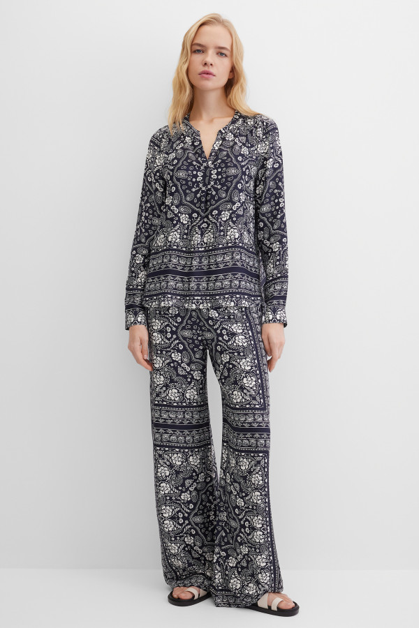 Блузка свободная