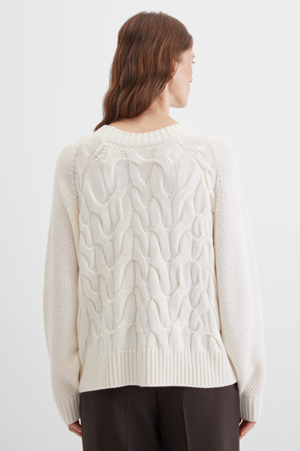 Джемпер с узором 