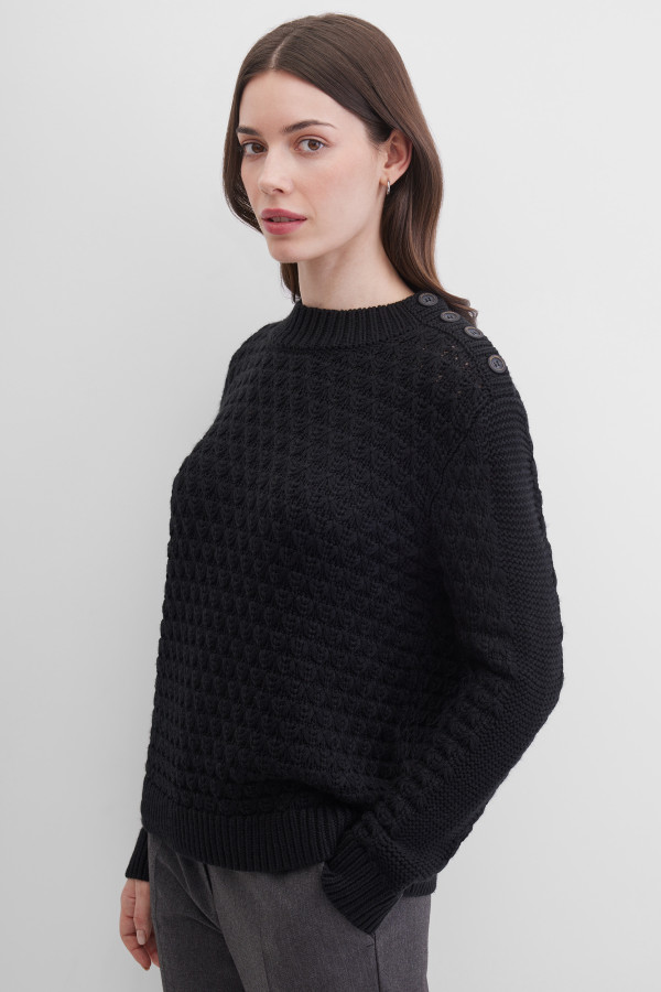 Свитер с воротником-стойкой, геометрический узор