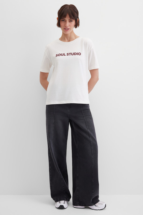 Футболка с надписью