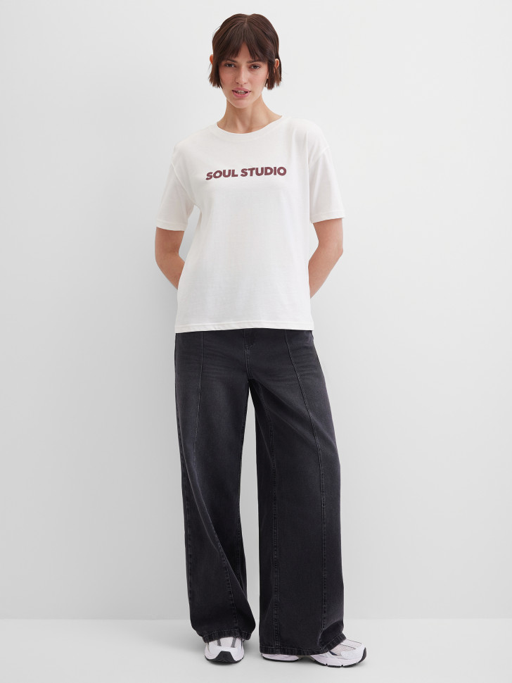 Футболка с надписью