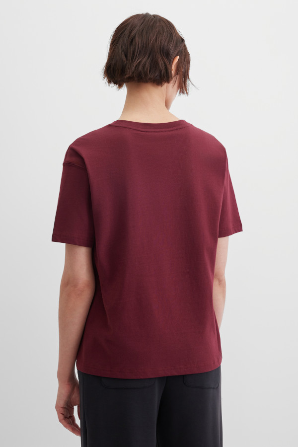 Футболка с надписью