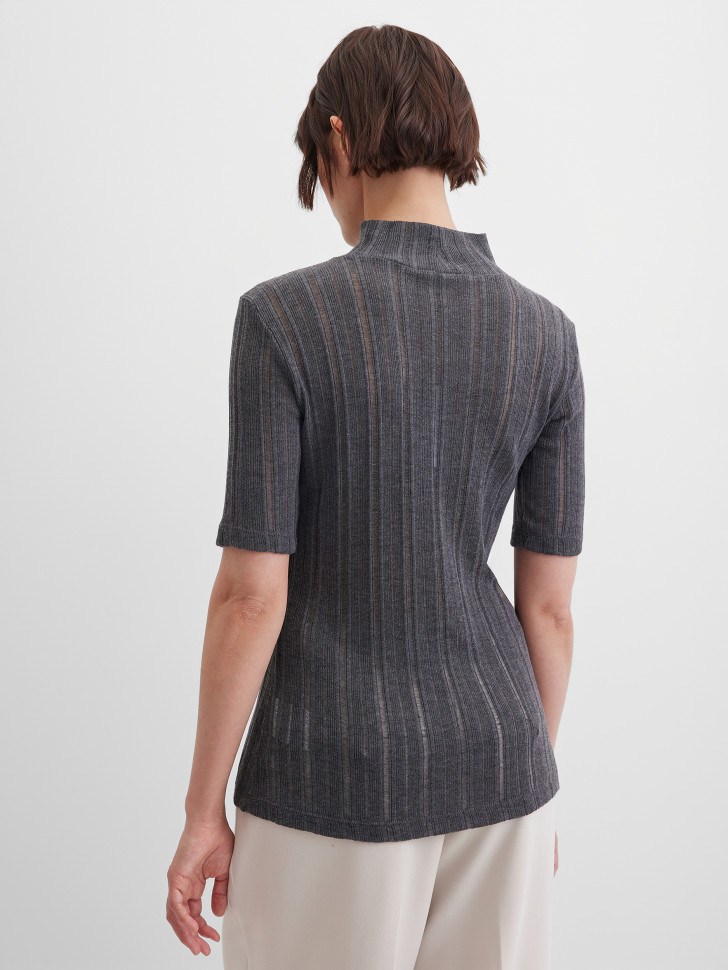 Джемпер из вискозы