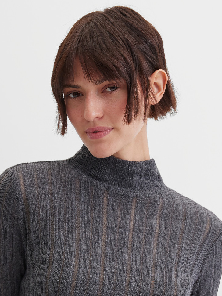 Джемпер из вискозы