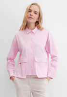 Блузка с накладными карманами