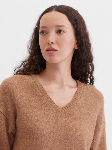 Пуловер с добавлением шерсти