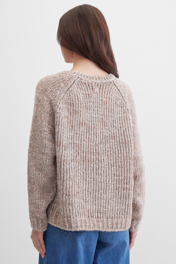 Джемпер прямого кроя