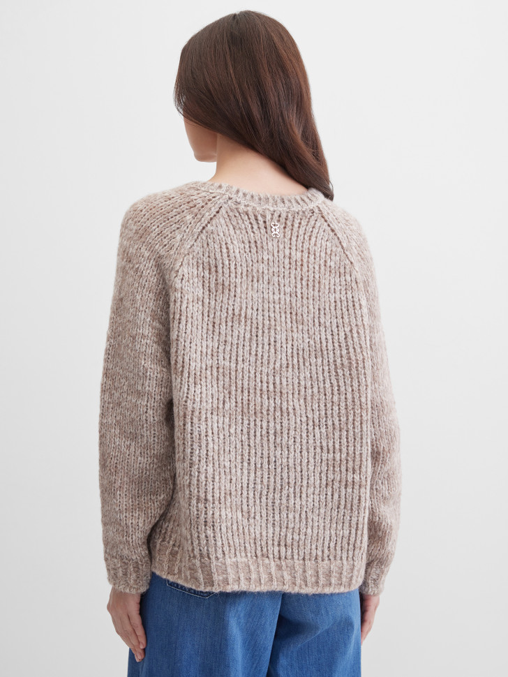 Джемпер прямого кроя